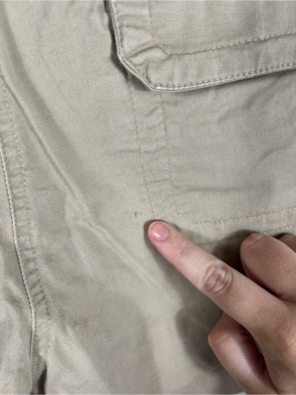 New York & Company Manhattan Chino Khaki Shorts Women's Size 10 Tan Cotton Blend - Picture 4 of 5